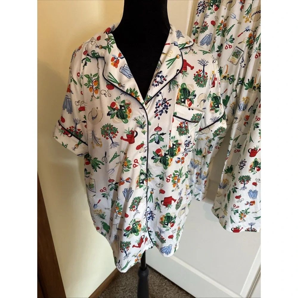 Kate Spade White Colorful IN THE GARDEN Knit Cropped Pajama Set Medium Floral - Picture 9 of 12
